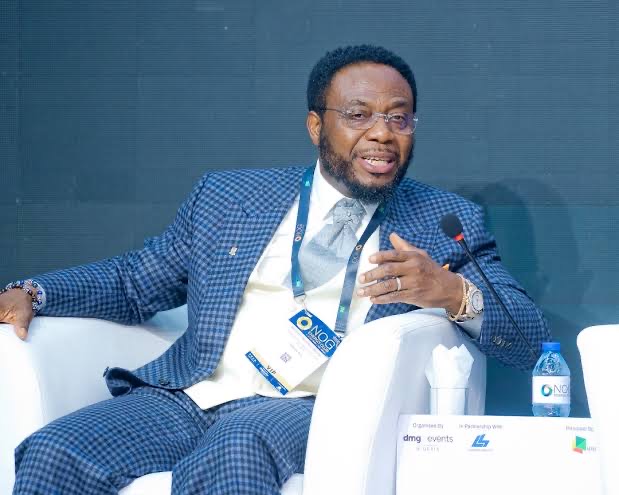 Ernest Azudialu Obiejesi